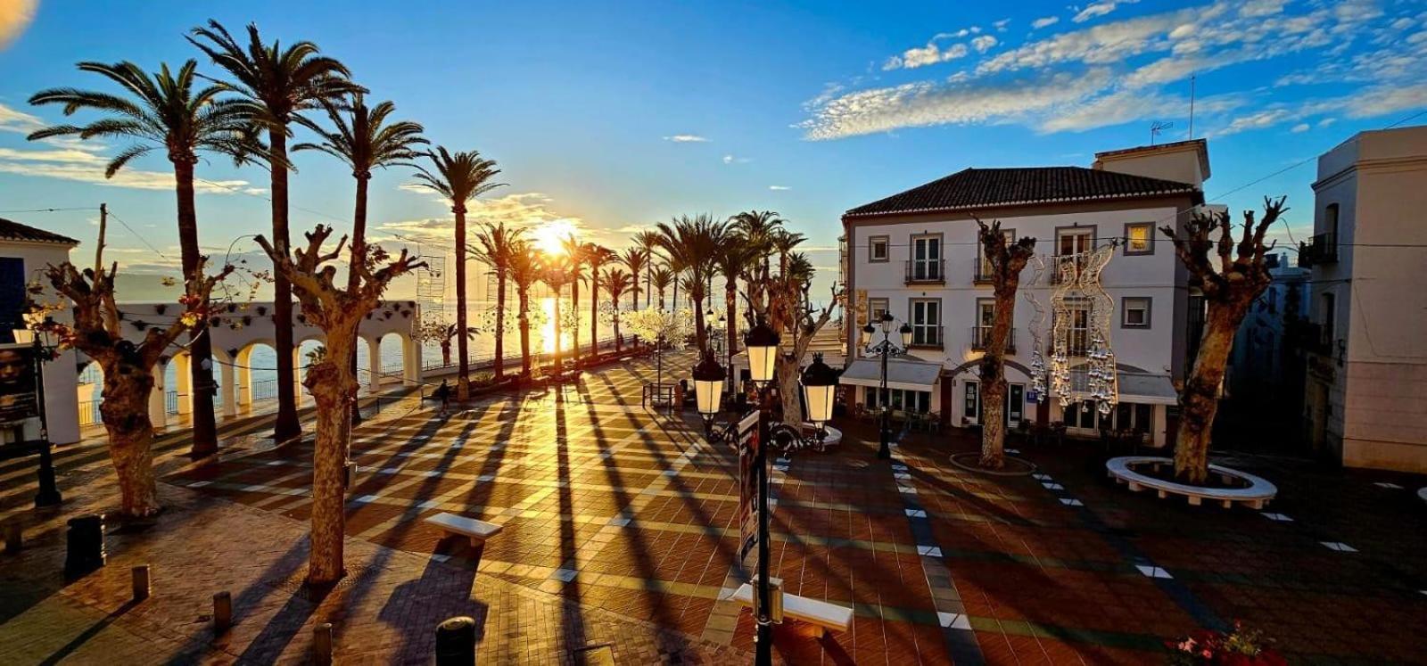Balcon De Europa Suite Nerja Dış mekan fotoğraf